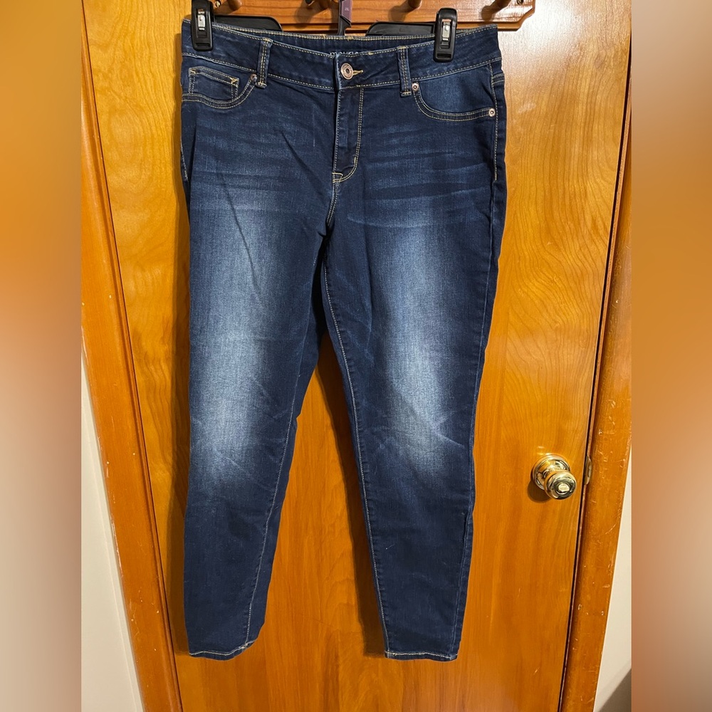 Maurice’s Skinny Jeans Size Large Regular